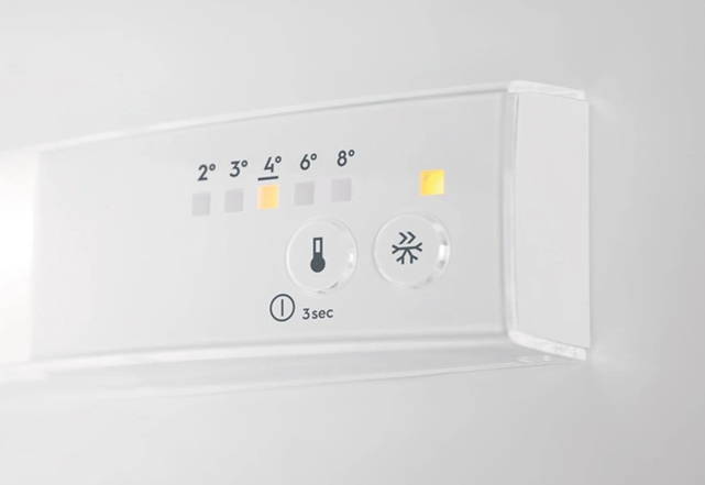 Холодильник Electrolux RNT6NE18S фото №4