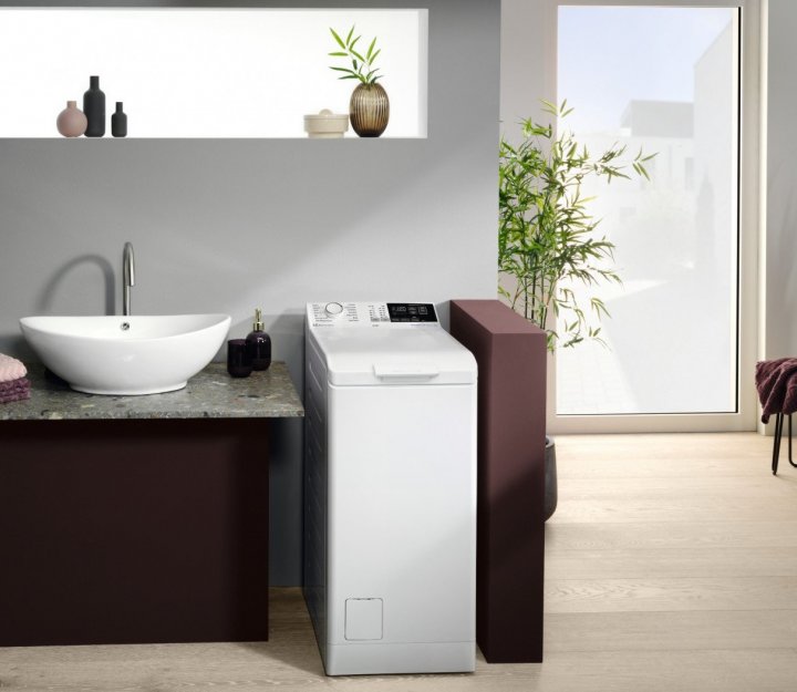 Стиральная машина Electrolux EW6T4272U фото №3