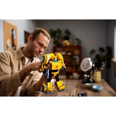 Конструктор Lego Icons Трансформери Бамблбі 950 деталей (10338) фото №11