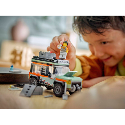 Конструктор Lego City Позашляхова гірська вантажівка 4x4 (60447) фото №10