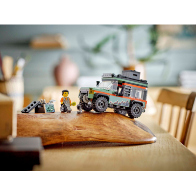 Конструктор Lego City Позашляхова гірська вантажівка 4x4 (60447) фото №12