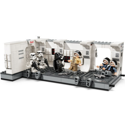 Конструктор Lego Star Wars Посадка на борт Тантів IV 502 деталі (75387) фото №3